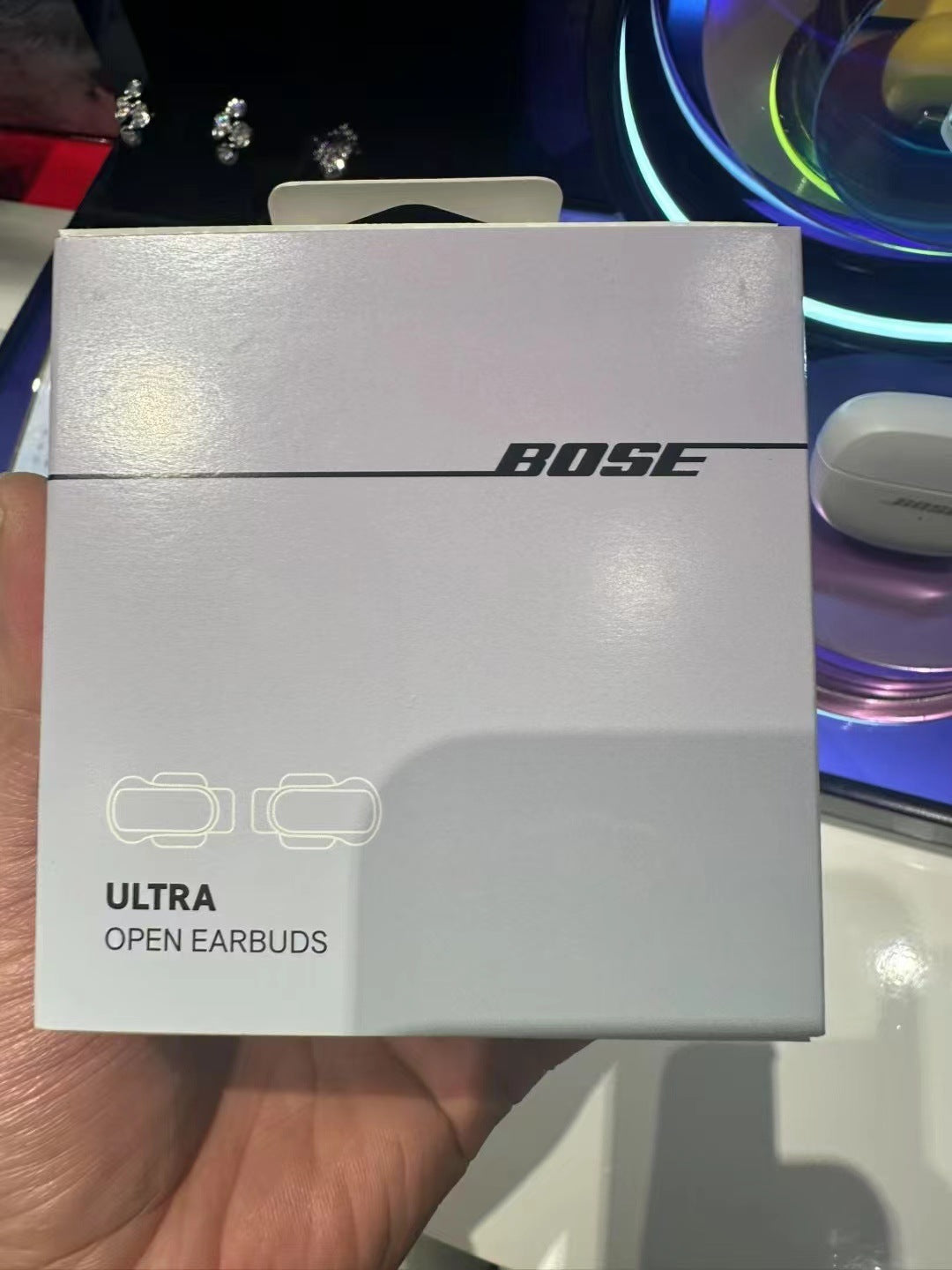 SoundWave Comfort Earbuds