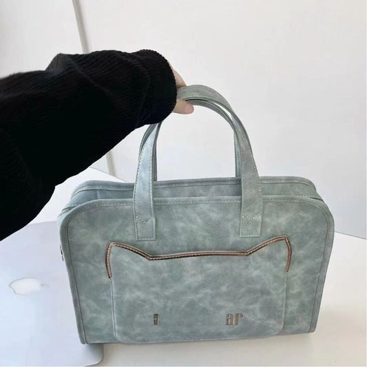 Sleek Laptop Messenger Bag