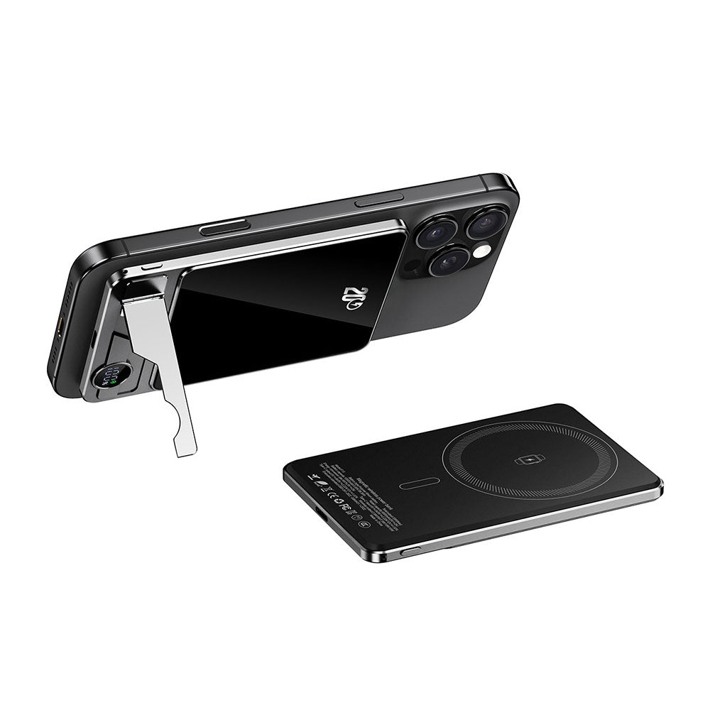 SnapCharge Go Wireless Power Bank