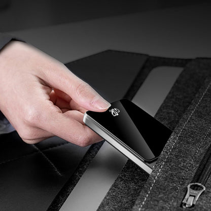 SnapCharge Go Wireless Power Bank